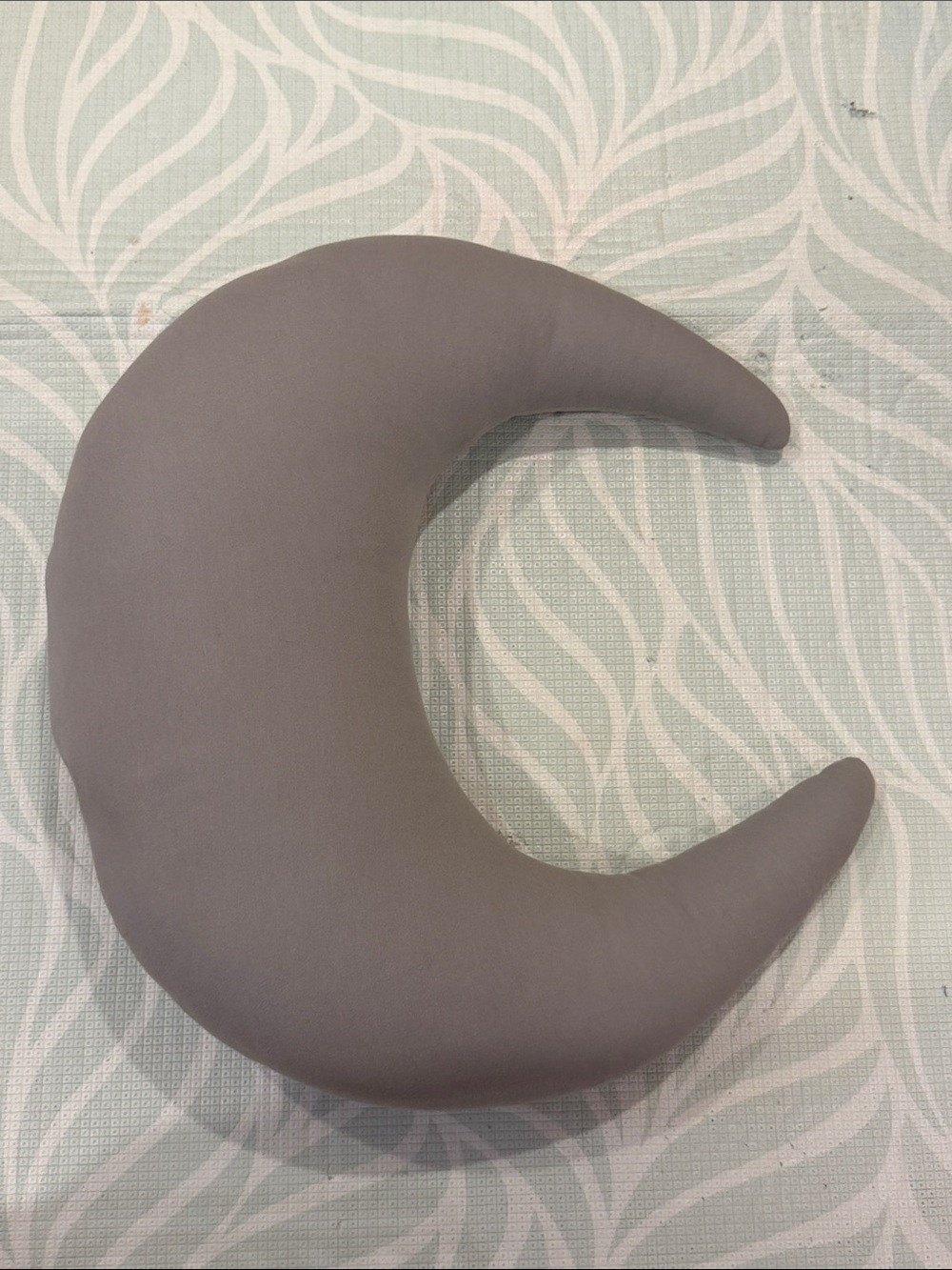 Snuggleme fedding & support pillow Crescent Moon Shaped Pillow in Gray